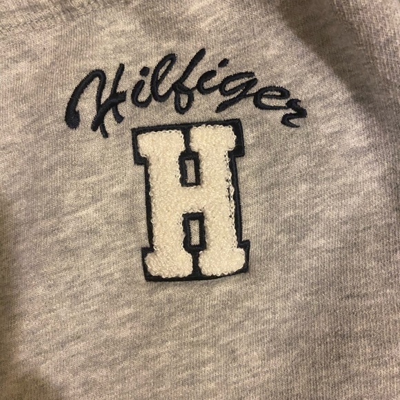 Tommy Hilfiger sweatpants - Picture 2 of 6